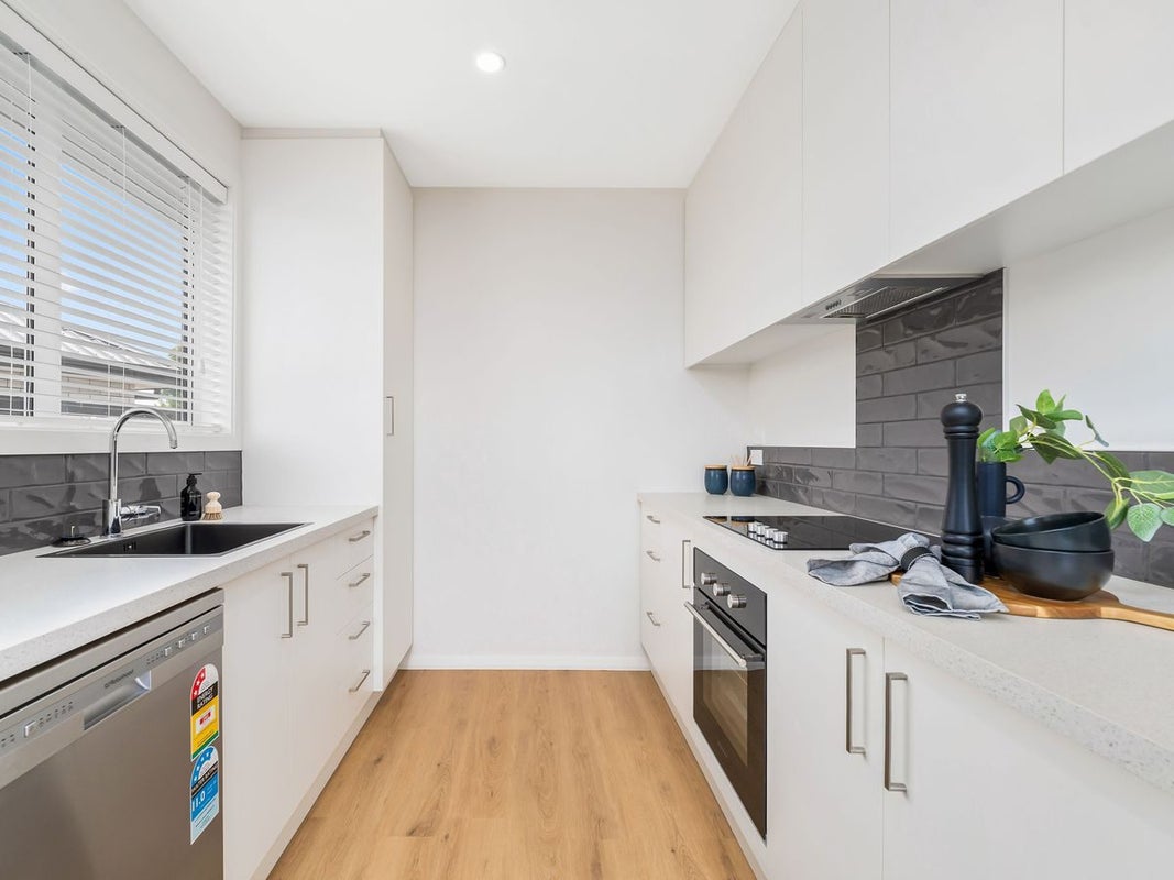 15 Pethig Place, Halswell, Christchurch - Carousel 2