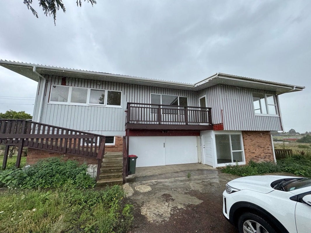 1233 Alfriston Road, Alfriston, Manurewa - Carousel 18