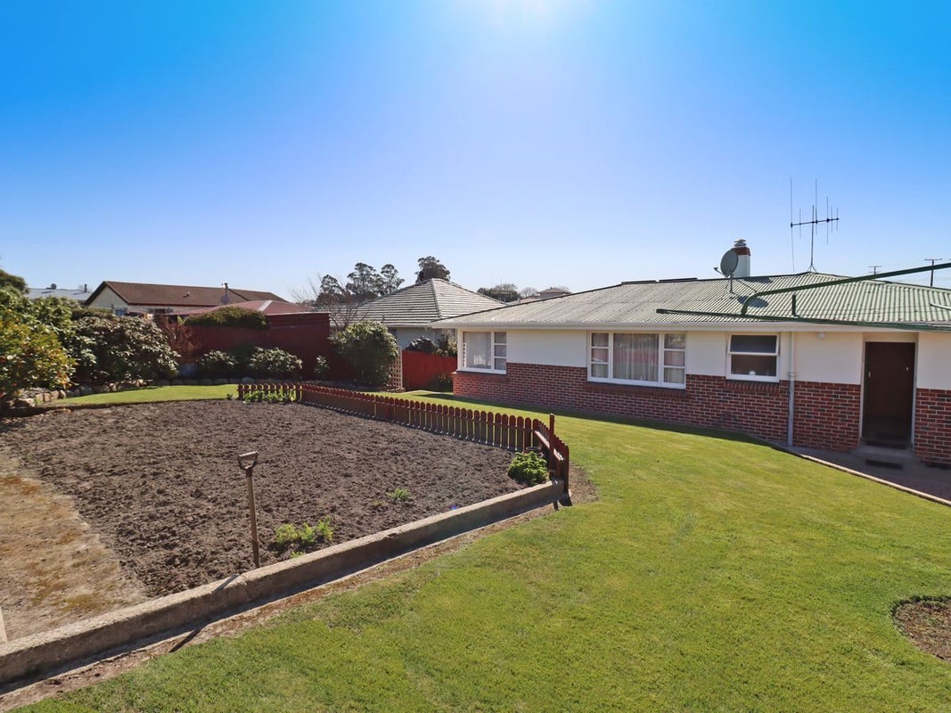 4 Cambridge Place, Holmes Hill, Oamaru - Carousel 13