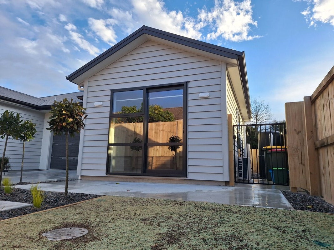 31 Harrowfield Drive, Harrowfield, Hamilton - Carousel 2