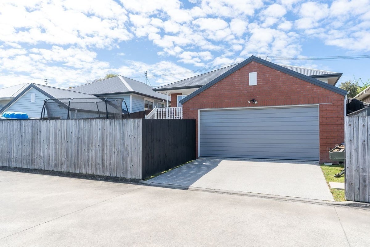 74 Queens Avenue, Frankton, Hamilton - Carousel 7