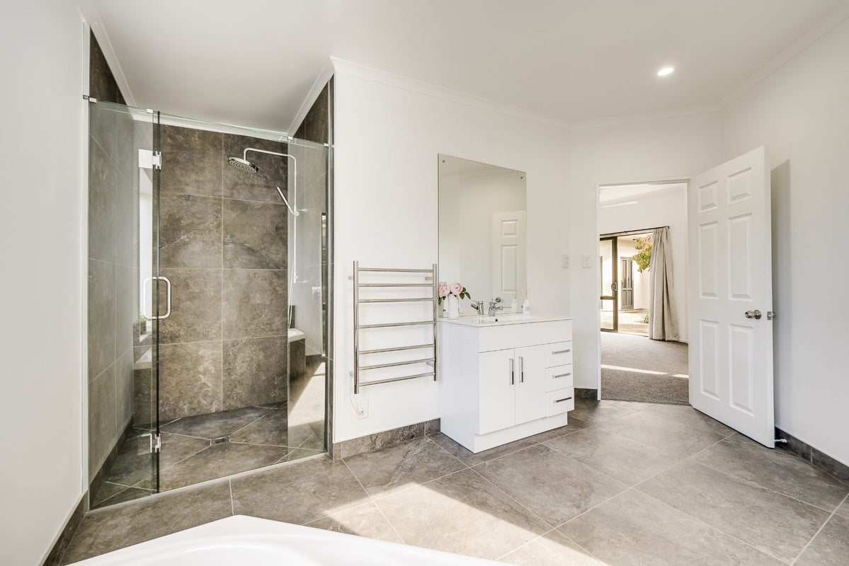 83 Church Road, Taradale, Napier - Carousel 2