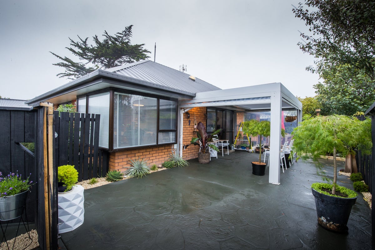 2/276 Pine Avenue, South New Brighton, Christchurch - Carousel 1