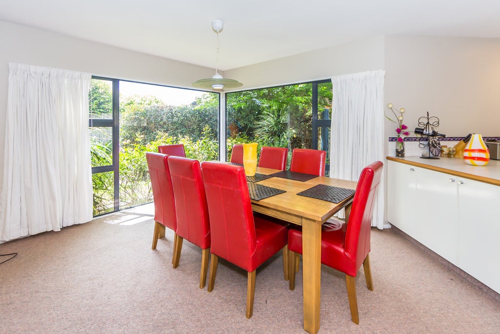 8 Utah Place, Burwood, Christchurch - Carousel 2
