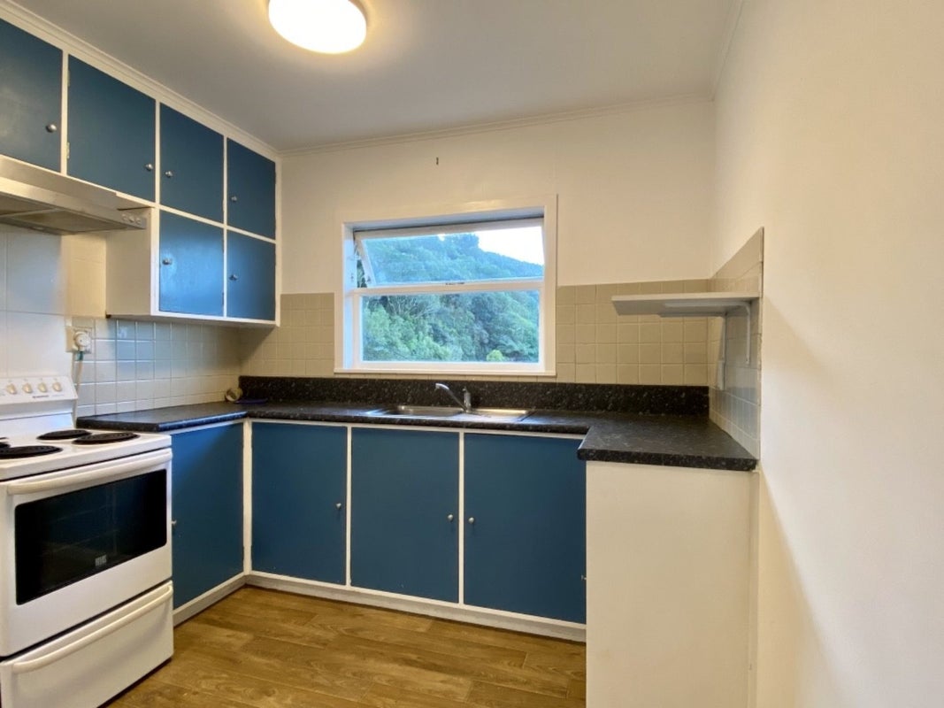 123 Makara Road, Karori, Wellington - Carousel 2