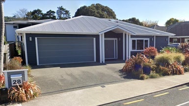28 Myrtle Street, Hutt Central, Lower Hutt - Carousel 1