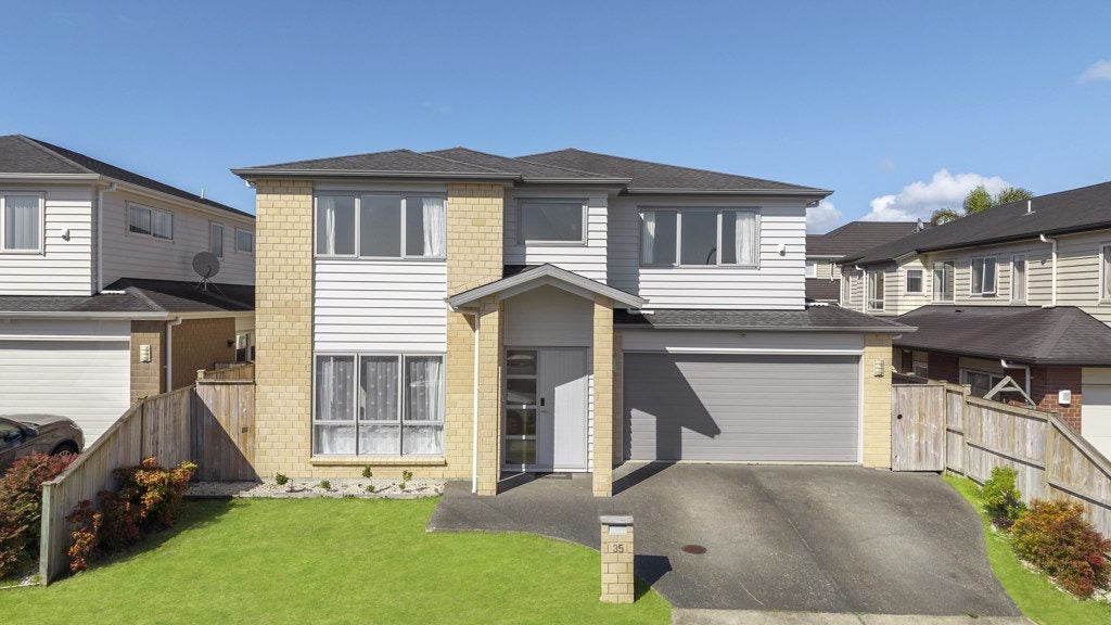 35 Clady Drive, Flat Bush, Auckland - Carousel 2