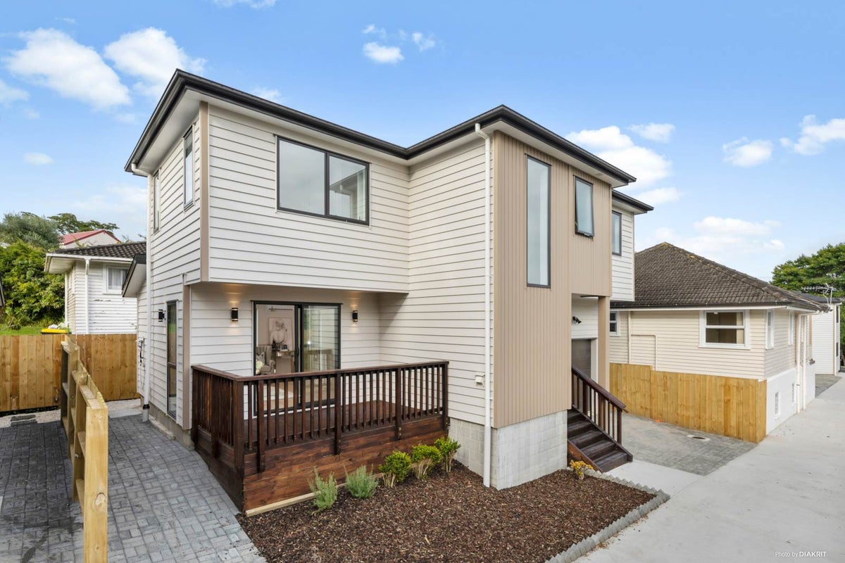 86C Woodglen Road, Glen Eden, Auckland - Carousel 1