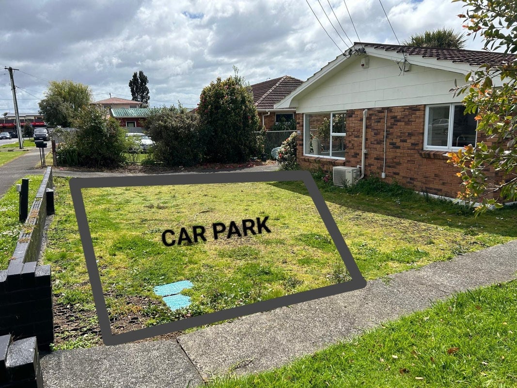 1/10 Ranfurly Road, Papatoetoe, Auckland - Carousel 12