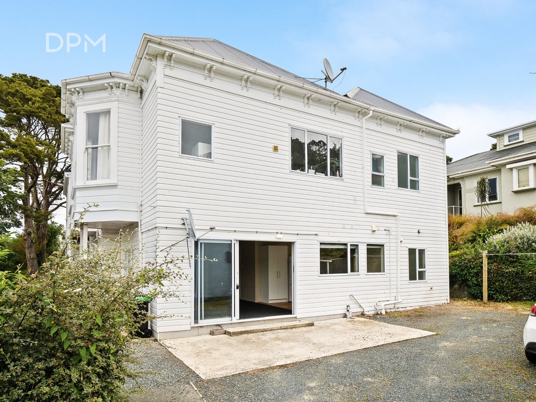 38A Gladstone Road, North East Valley, Dunedin - Carousel 1