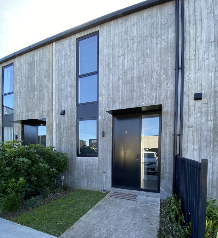 29 Te Ara O Paetutu, Petone, Lower Hutt - Carousel 2