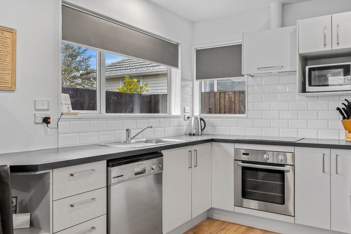 7B Bentley Street, Russley, Christchurch - Carousel 2