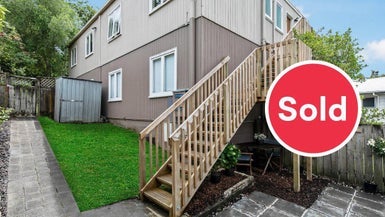 2/70 Gowing Drive, Meadowbank, Auckland - Carousel 1