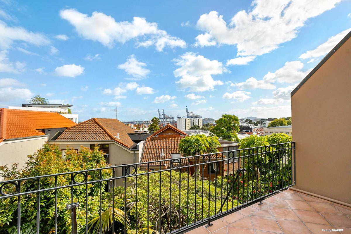 8A Churton Street, Parnell, Auckland - Carousel 2