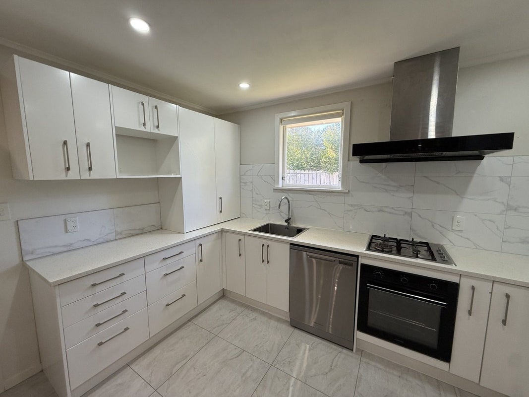 3/142A Great South Road, Manurewa, Auckland - Carousel 1