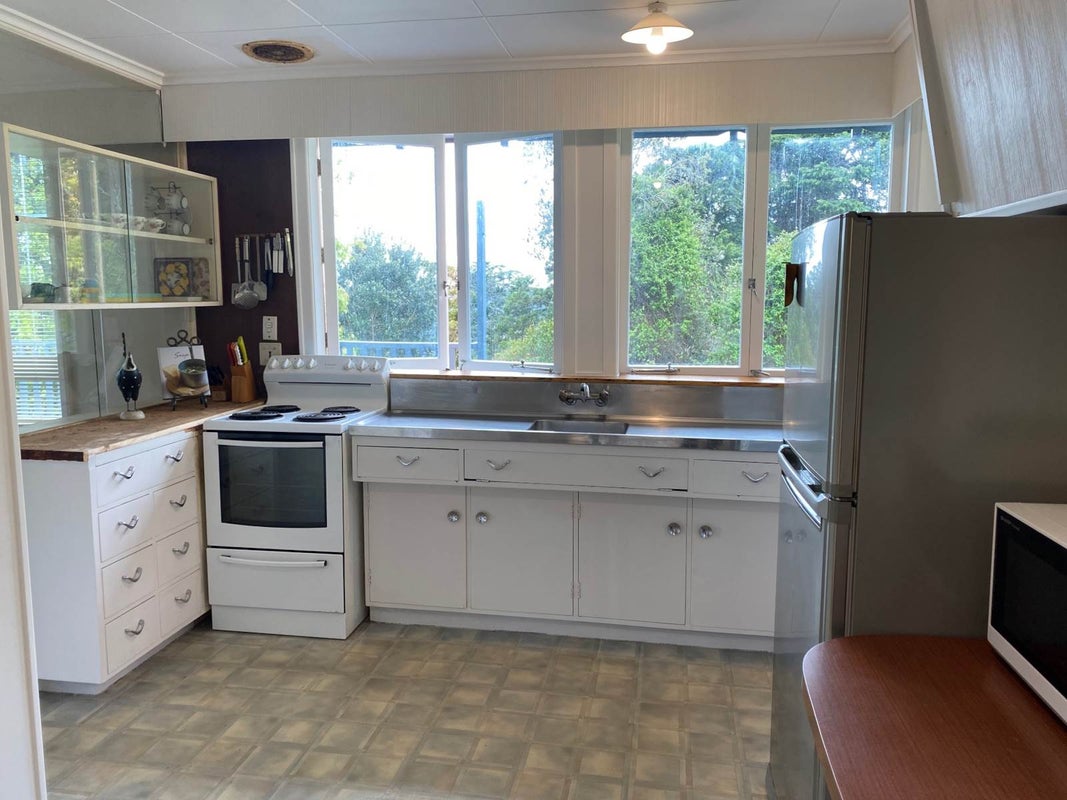 1/40 Verbena Road, Birkdale, Auckland - Carousel 2