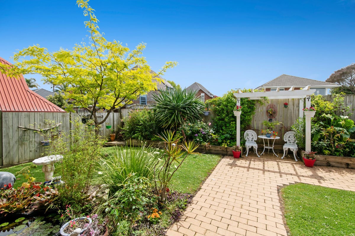 19a Northumberland Avenue, Takapuna, North Shore City - Carousel 2