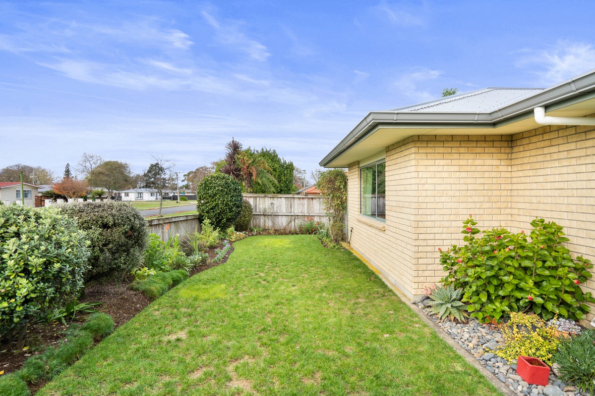 92 Tennyson Street, Leamington, Cambridge - Carousel 25