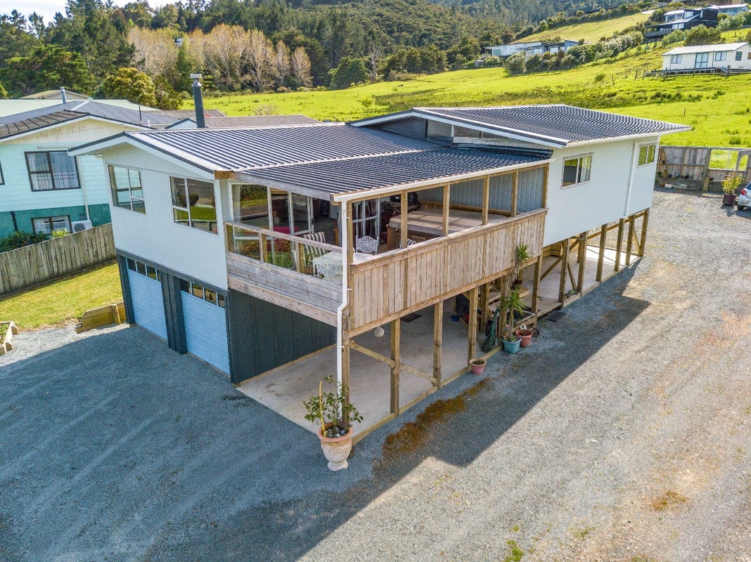 2053 Whangarei Heads Road, Whangarei Heads - Carousel 1