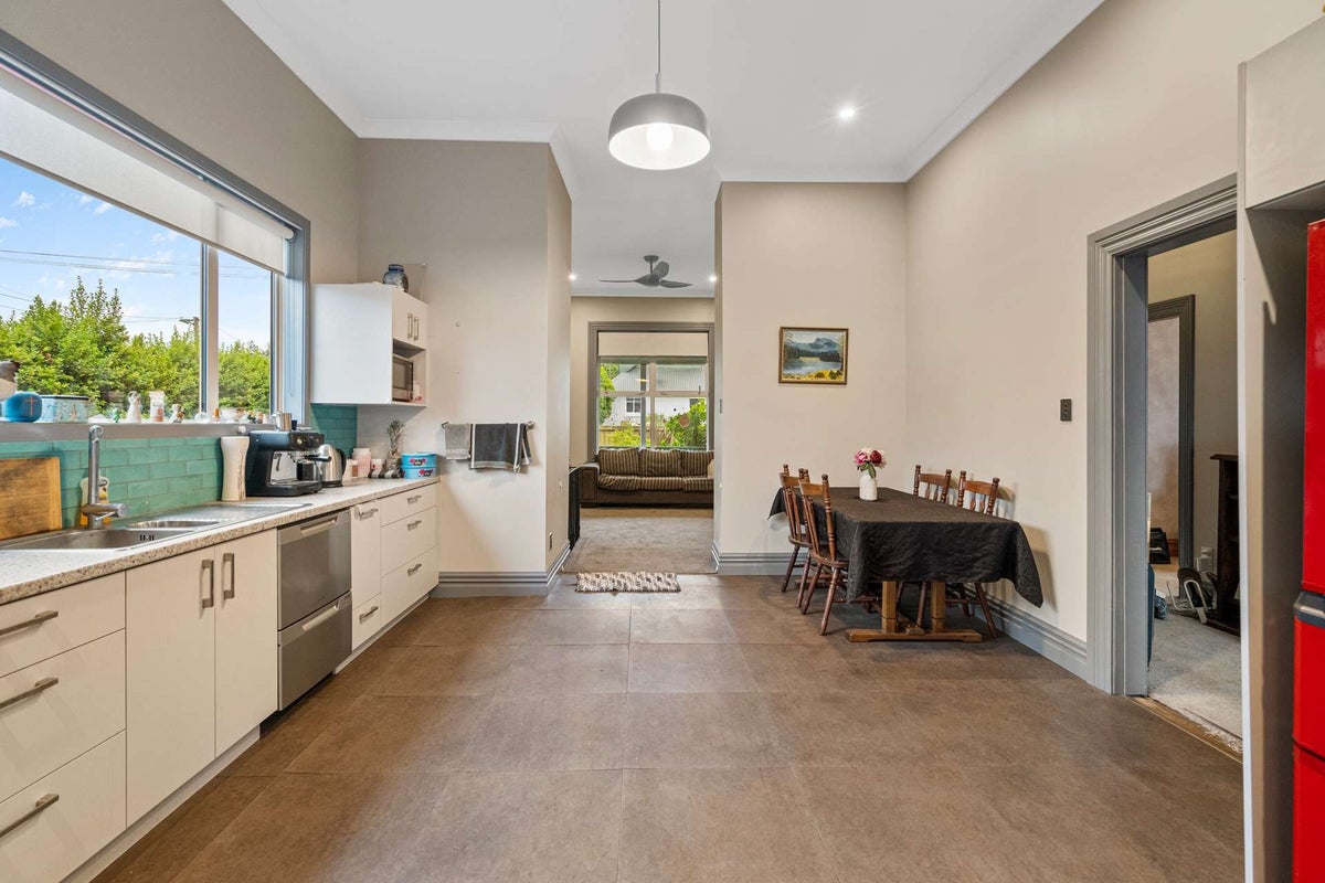 33 Galway Street, Grasmere, Invercargill - Carousel 2