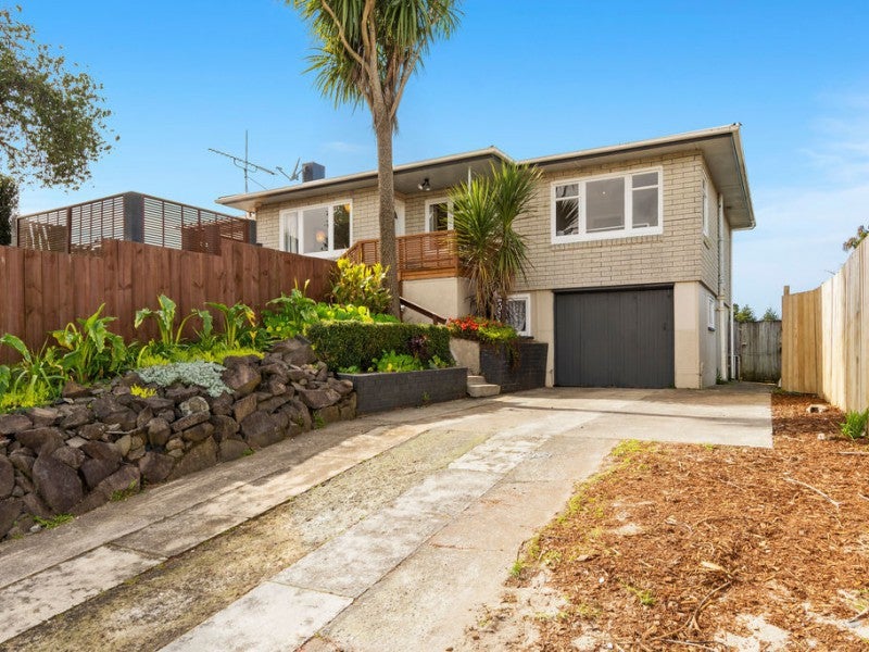 10 Hilltop Road, Parkvale, Tauranga - Carousel 1