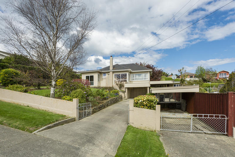 10 Miller Street, Green Island, Dunedin - Carousel 1