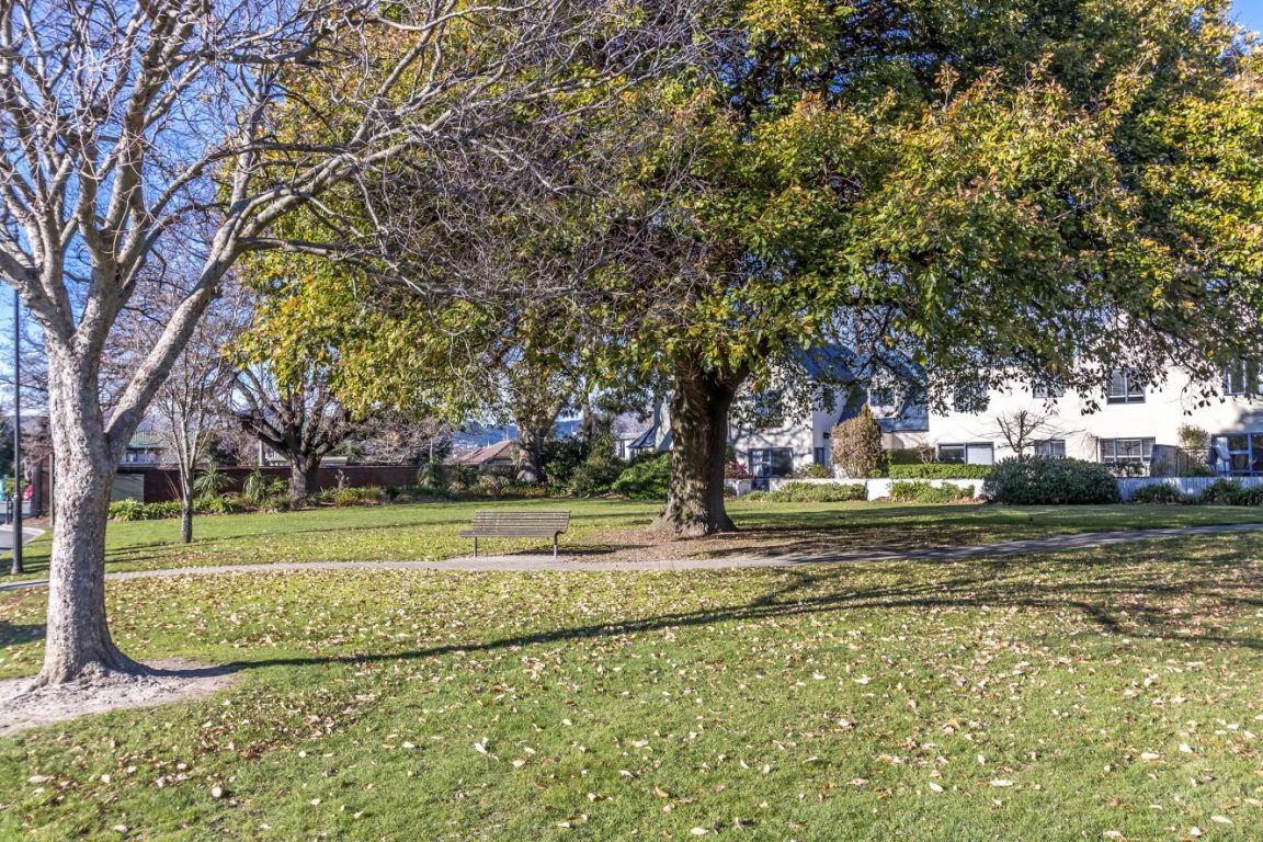 24 Parade Court, Addington, Christchurch - Carousel 13