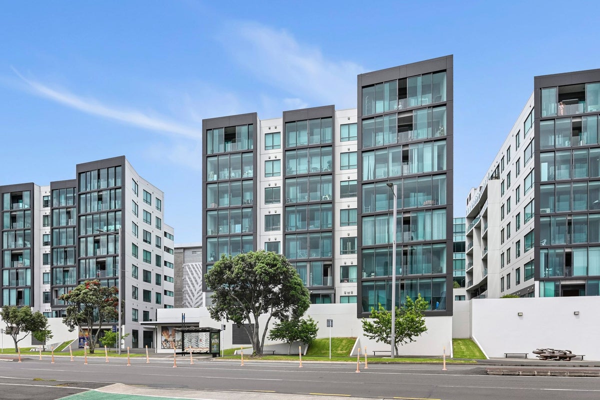 515/4 Dockside Lane, Auckland Central, Auckland - Carousel 2