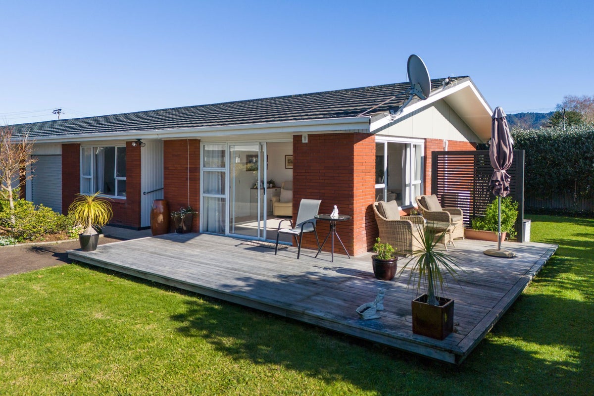 29C Polley Crescent, Katikati, Katikati - Carousel 1