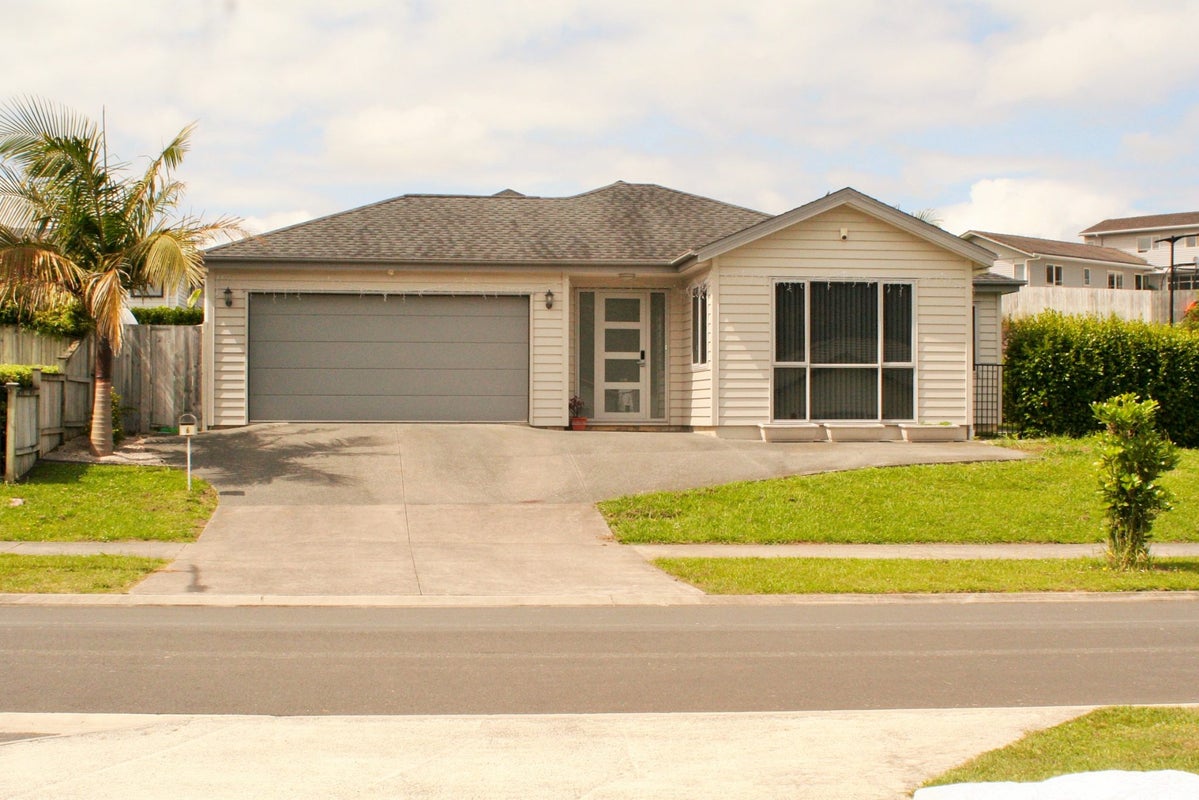 6 Josh Road, Huapai, Kumeu - Carousel 1