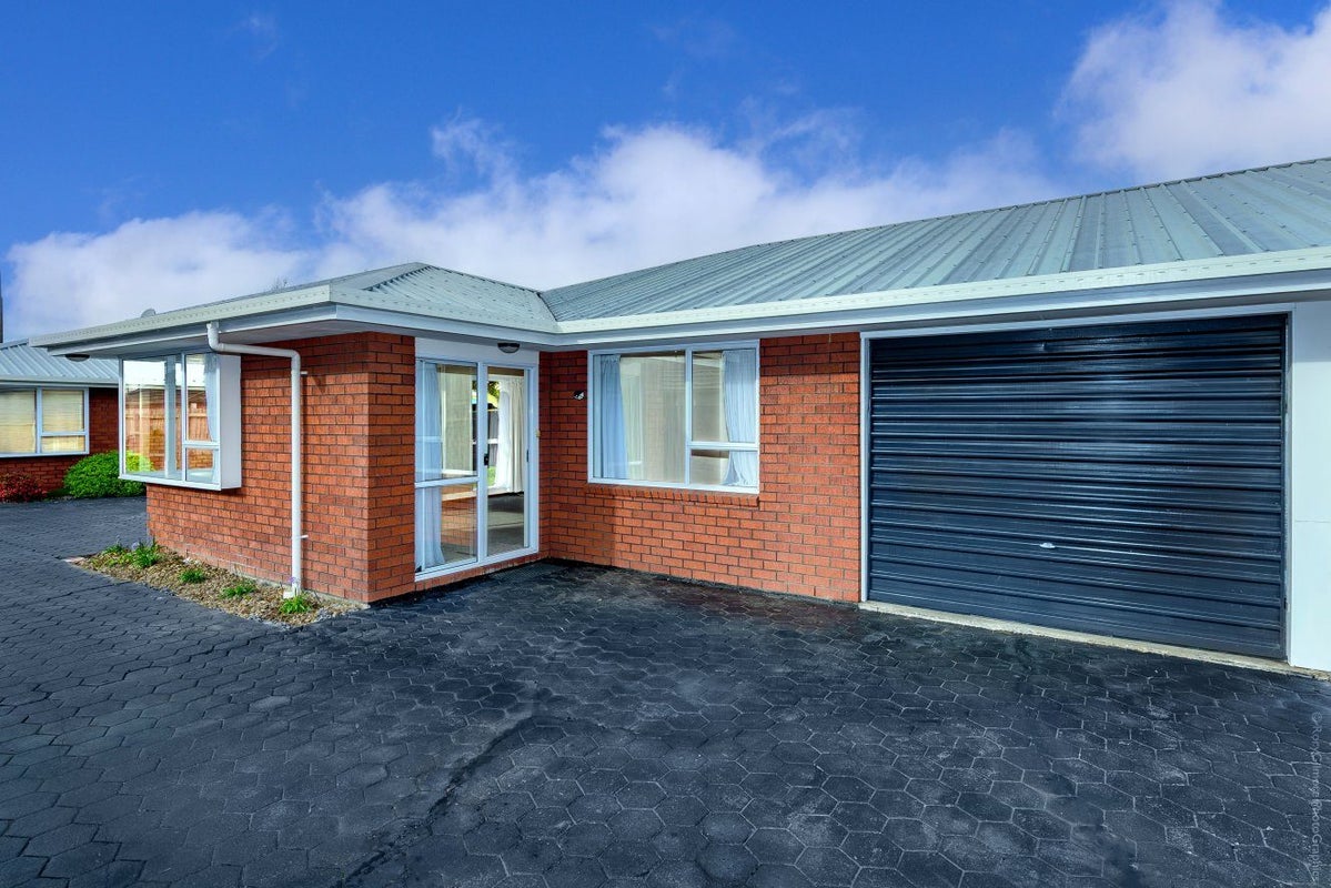 3/97 Mandeville Street, Riccarton, Christchurch - Carousel 1