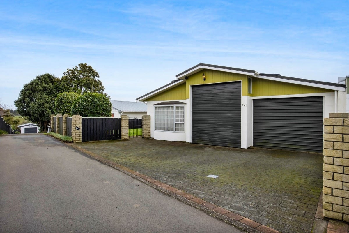 24A St Ives Grove, Whalers Gate, New Plymouth - Carousel 16