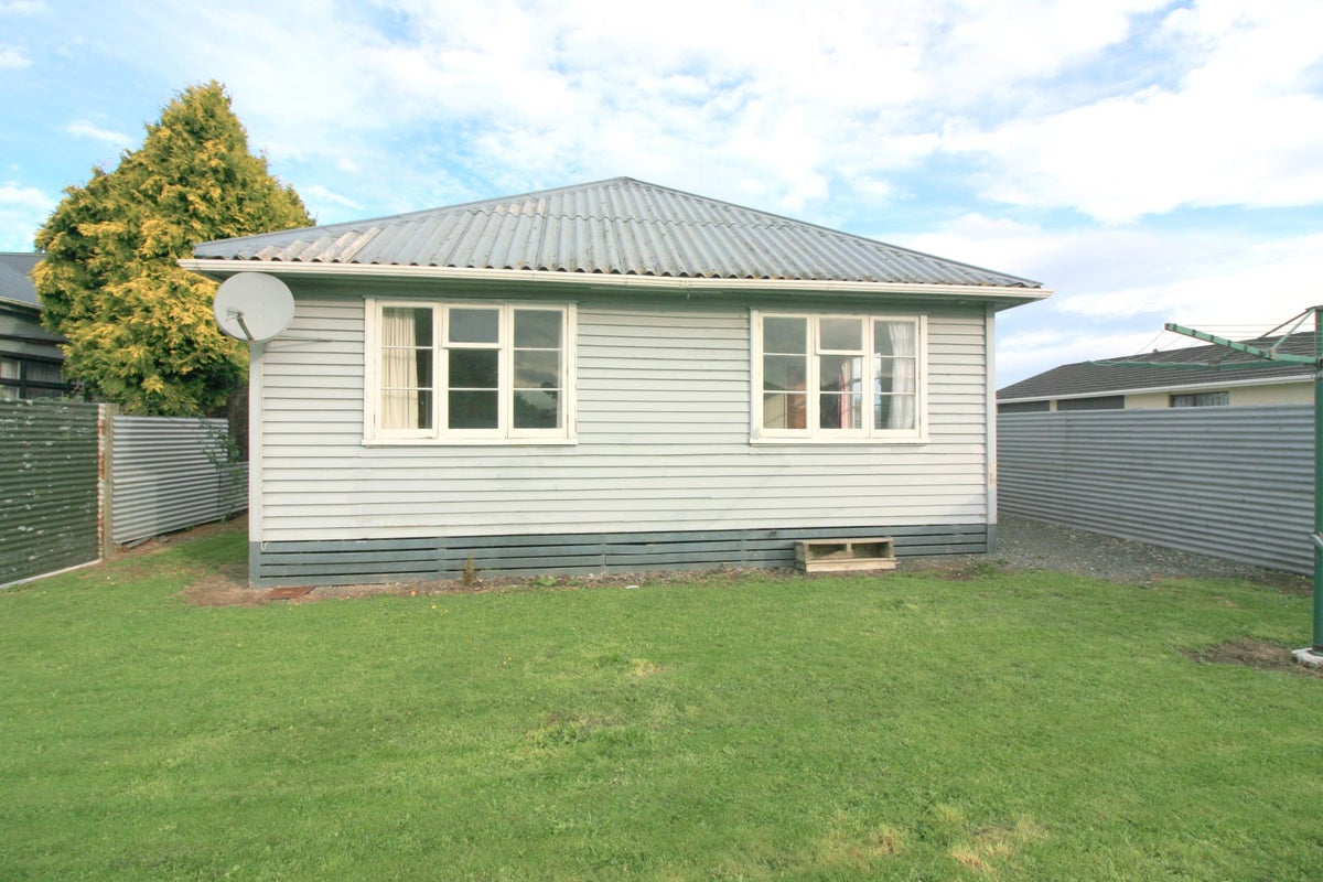 218B Teviot Street, Georgetown, Invercargill - Carousel 1