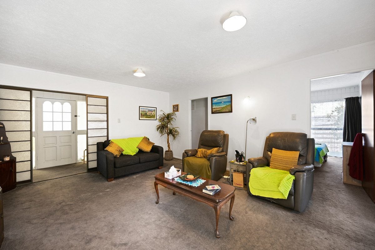 2/10 Hunter Street, Hamilton Lake, Hamilton - Carousel 2