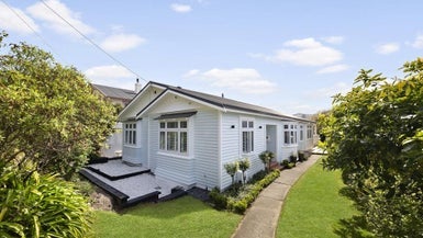 16 Tisdall Street, Karori, Wellington - Carousel 1