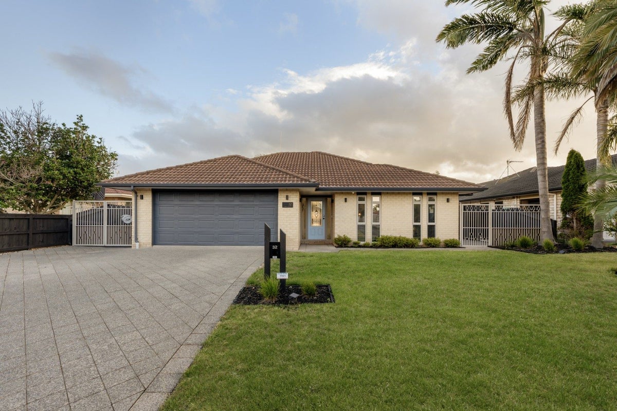 32 Tomika Crescent, Papamoa Beach, Papamoa - Carousel 2