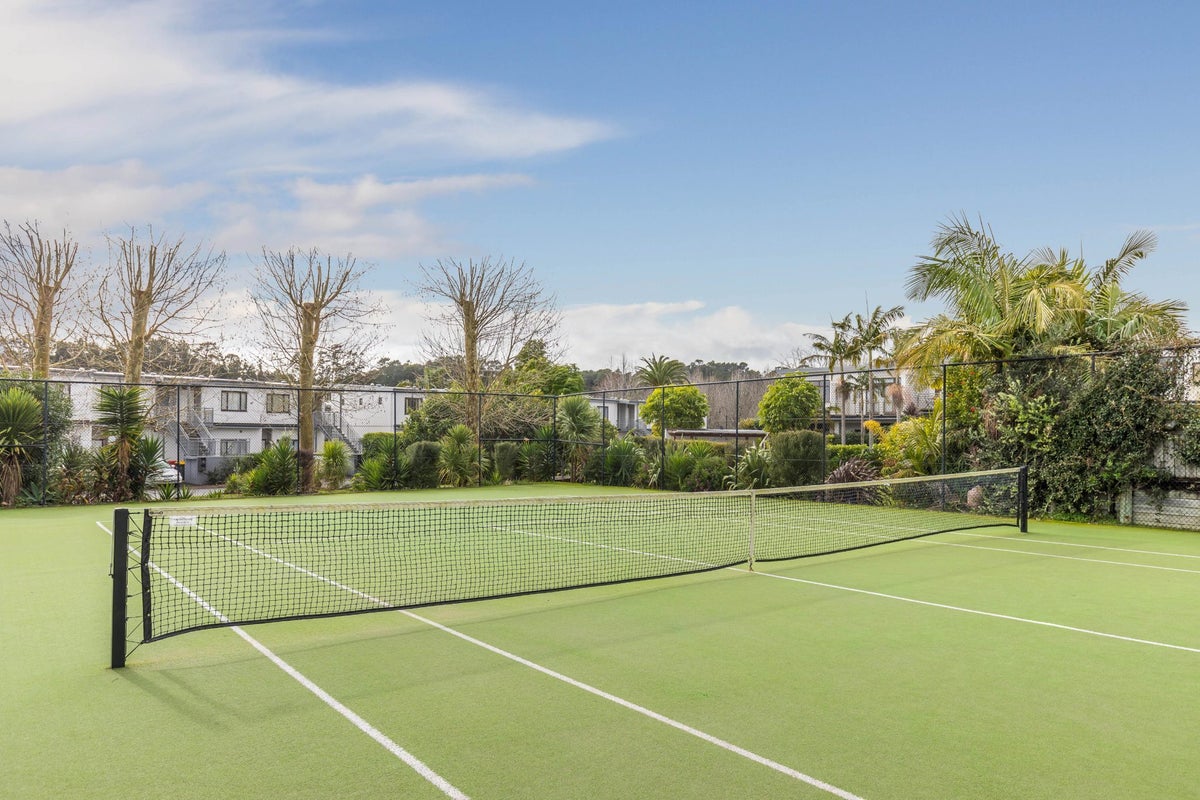 15/92 Bush Road, Albany, Auckland - Carousel 24