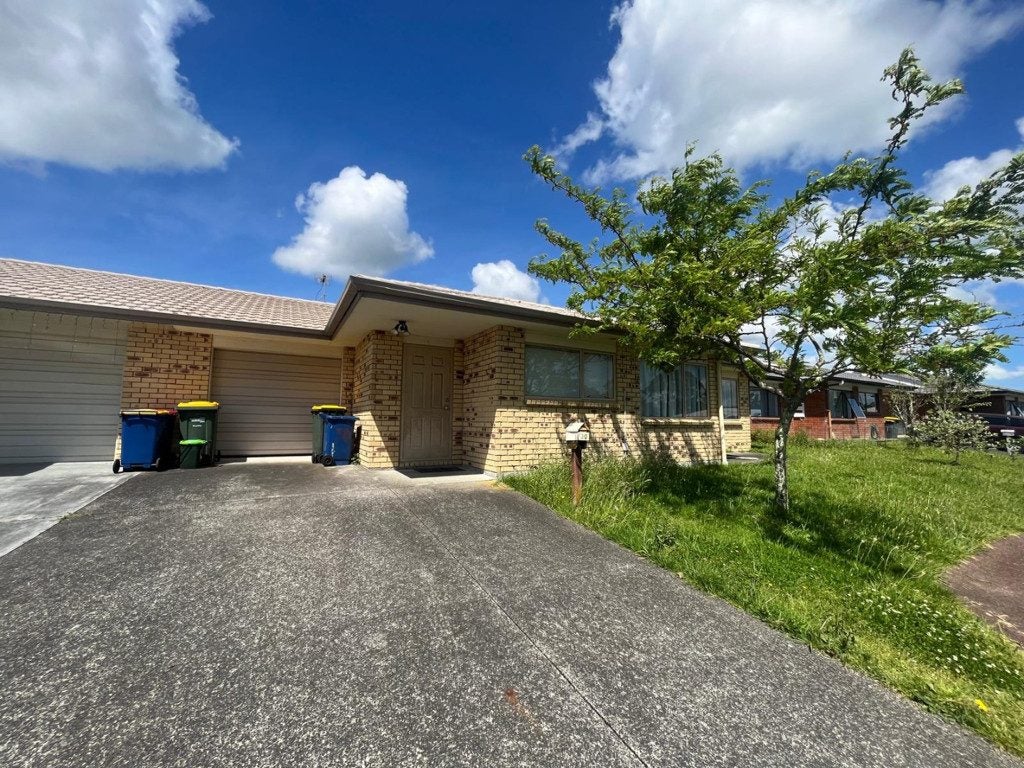 30 Carlas Way, Ranui, Auckland - Carousel 1