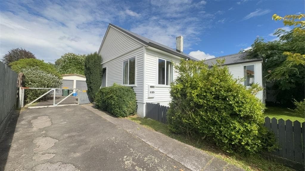 75 Clinkard Avenue, Glenholme, Rotorua - Carousel 1