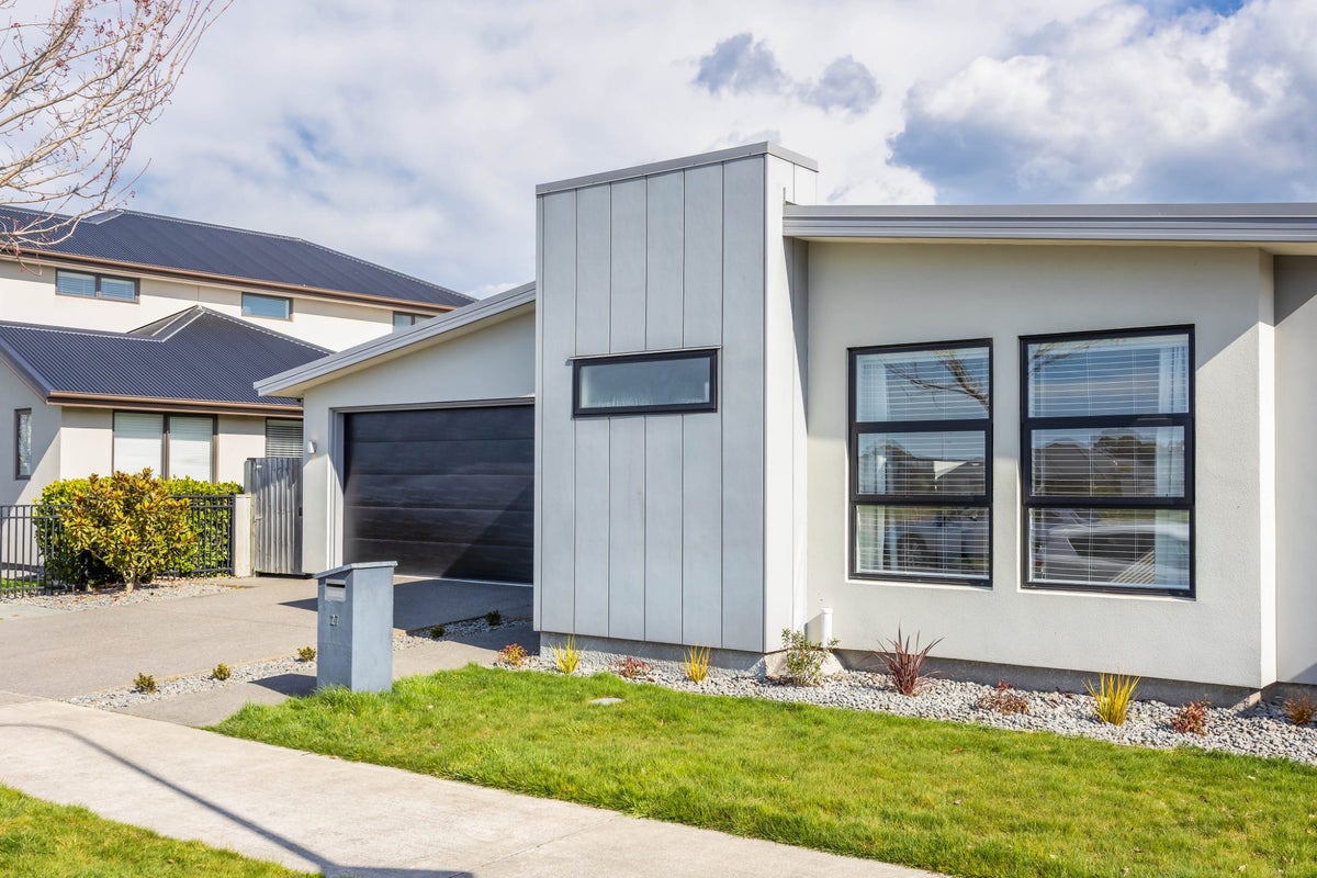 27 Silverstream Boulevard, Kaiapoi, Kaiapoi - Carousel 1