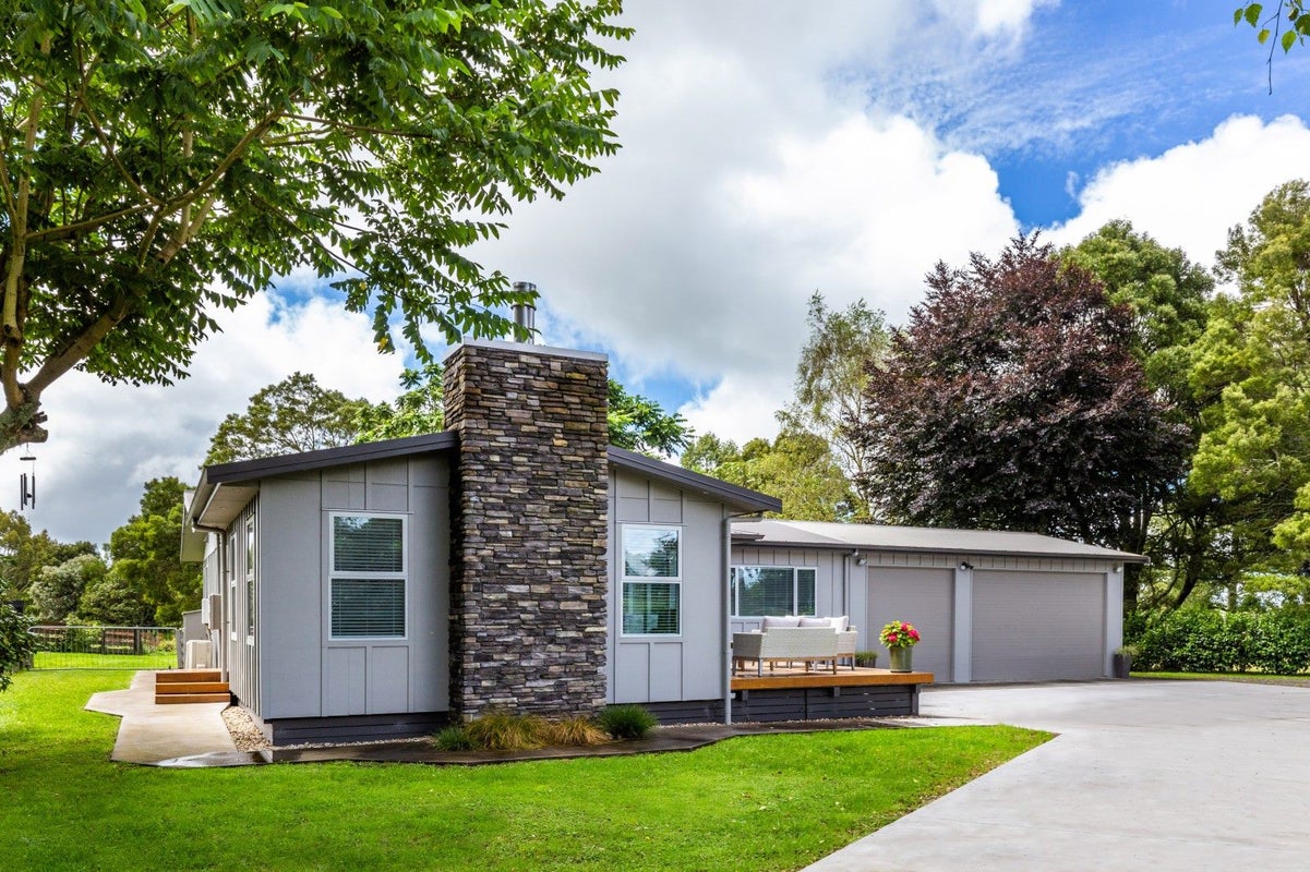 1172 Mapara Road, Kinloch, Taupo - Carousel 1