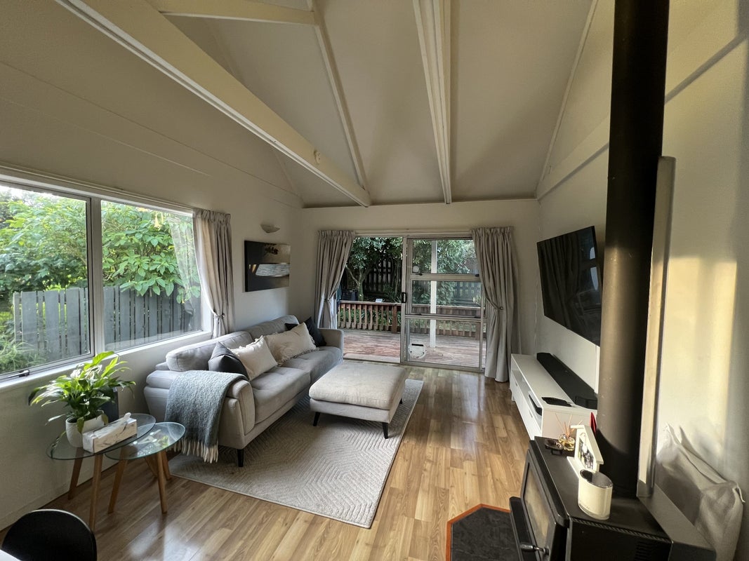 17A Tawa Crescent, Manurewa, Auckland - Carousel 2
