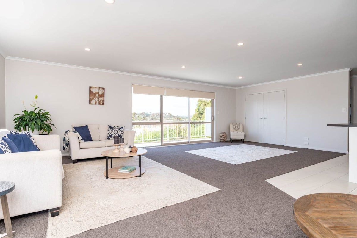 9/2 Kawau Lane, Mangawhai Heads, Mangawhai - Carousel 1