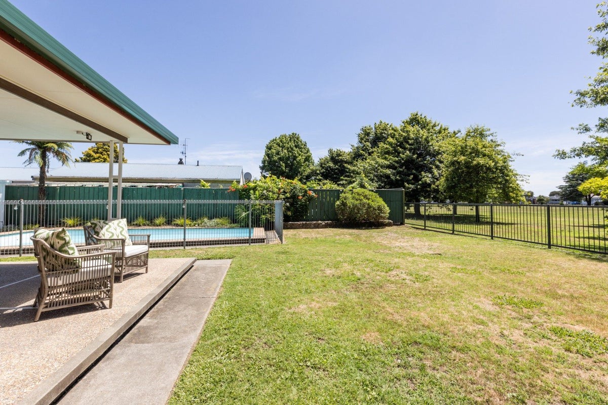 611 York Street, Mahora, Hastings - Carousel 2