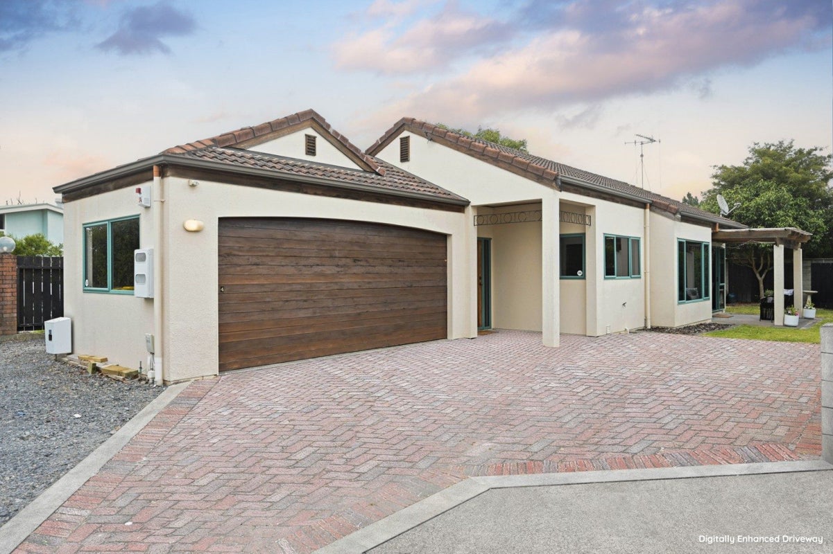 4/84 Braid Road, Saint Andrews, Hamilton - Carousel 1