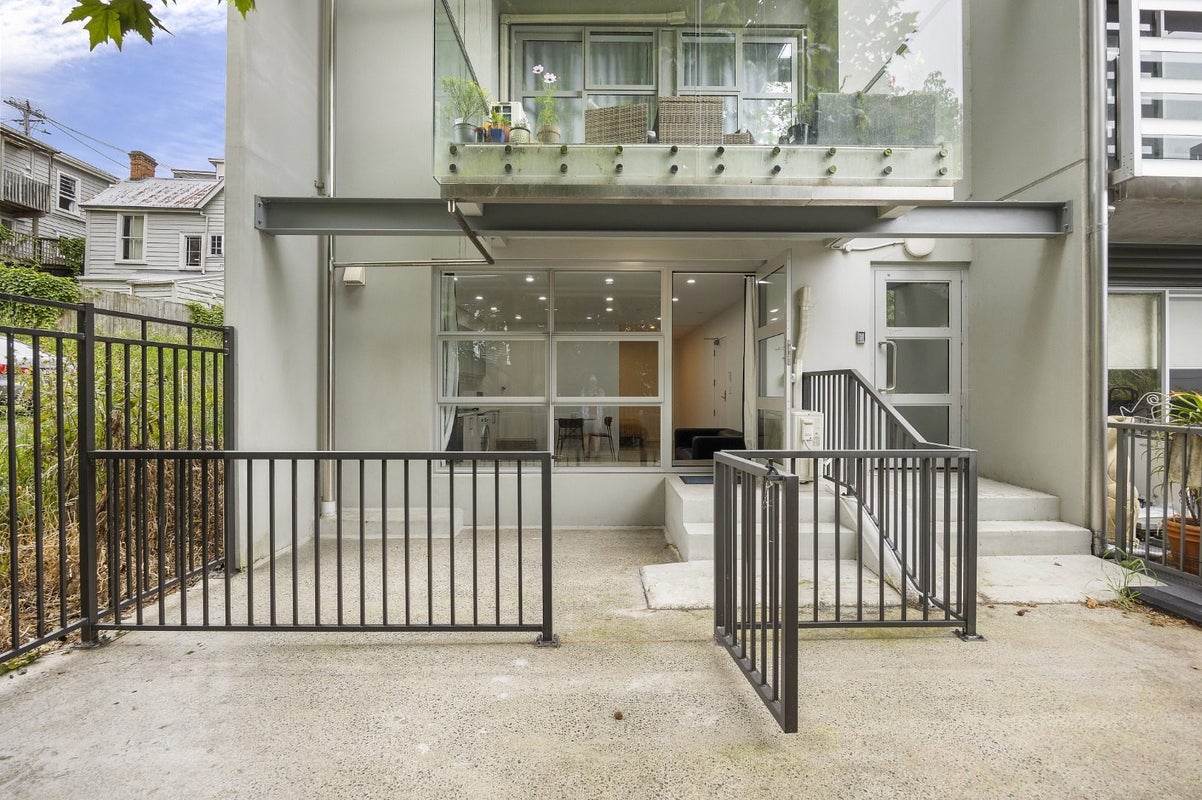 1D/15 Fleet Street, Eden Terrace, Auckland - Carousel 1