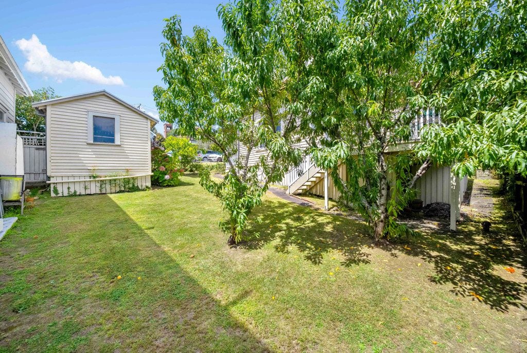 12 Ely Avenue, Remuera, Auckland - Carousel 2