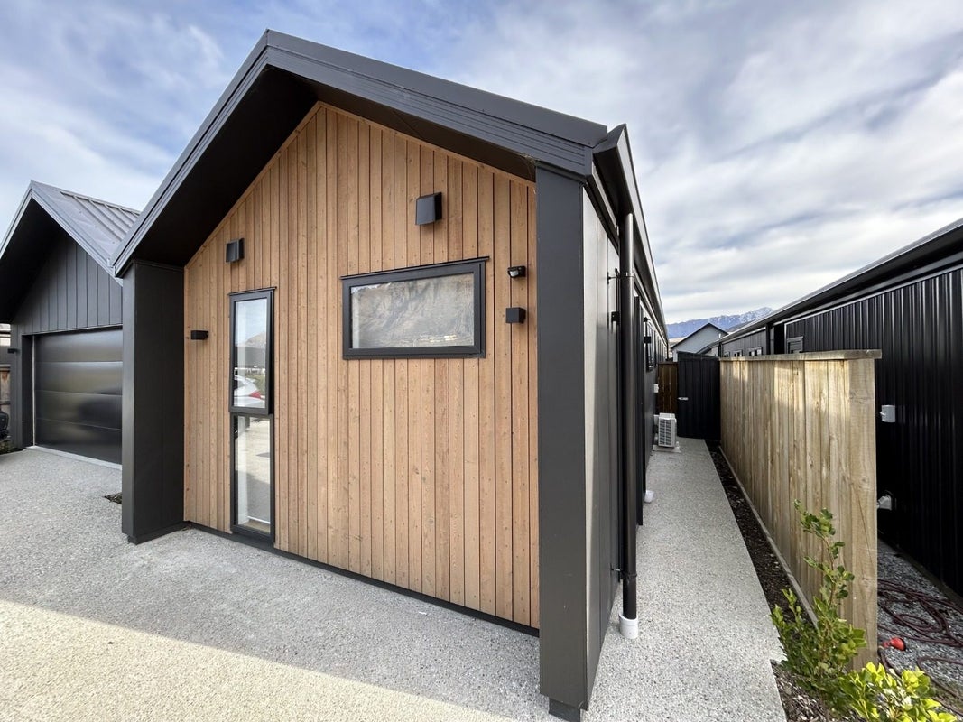 10 Fallow Street, Jacks Point, Queenstown - Carousel 1