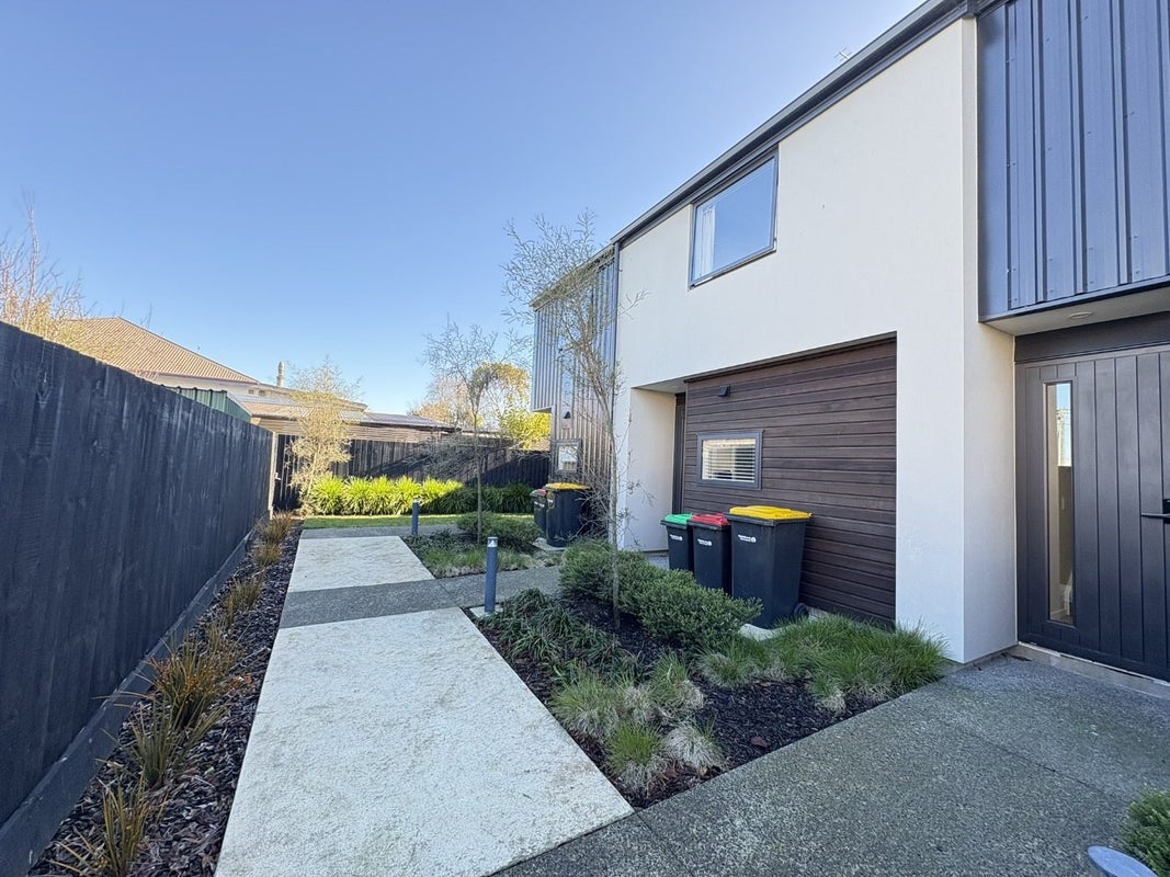 5/89 Champion Street, Edgeware, Christchurch - Carousel 1