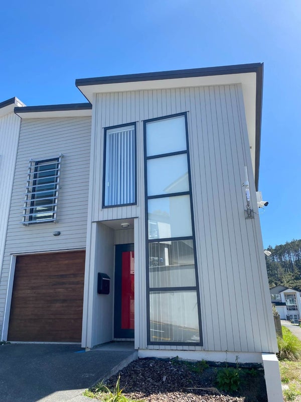 2 Kanona Way, Albany Heights, Auckland - Carousel 1